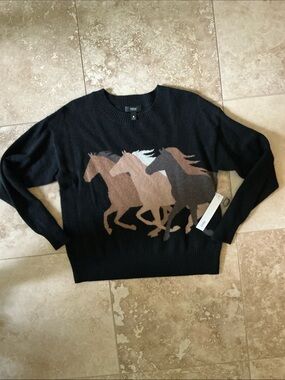 AQUA Black Cashmere Sweater with Galloping Horses - S